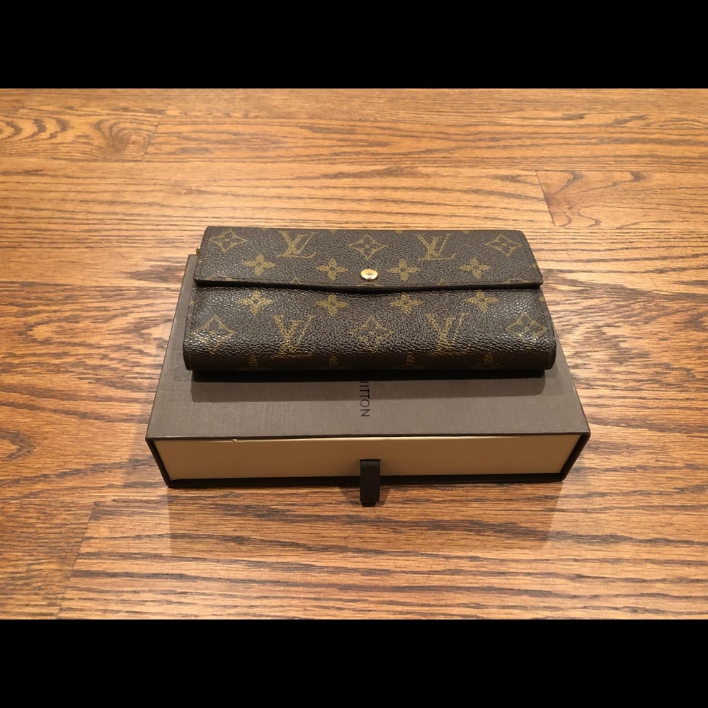Louis Vuitton Sara continental wallet